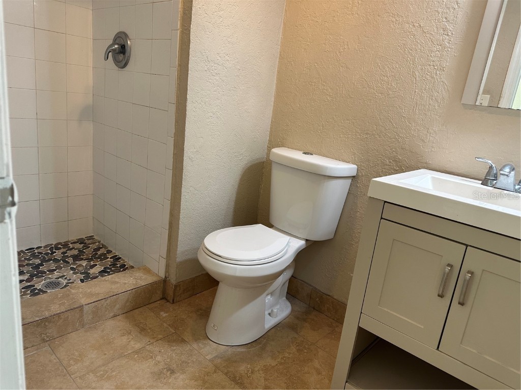 2650 Coconut Bay Lane #521 Sarasota FL 34237 A4672688 image19