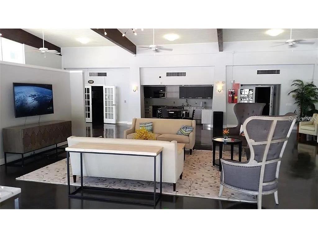 2650 Coconut Bay Lane #521 Sarasota FL 34237 A4672688 image4