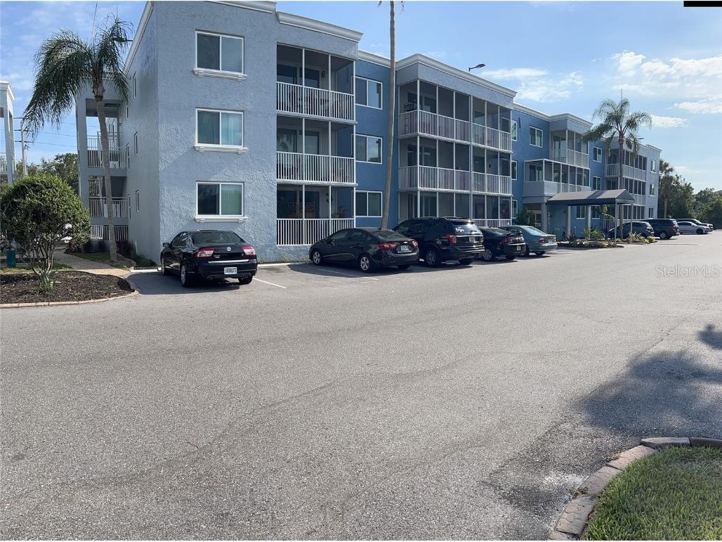 2650 Coconut Bay Ln 1d #514 Sarasota FL 34237 A4570471 image1