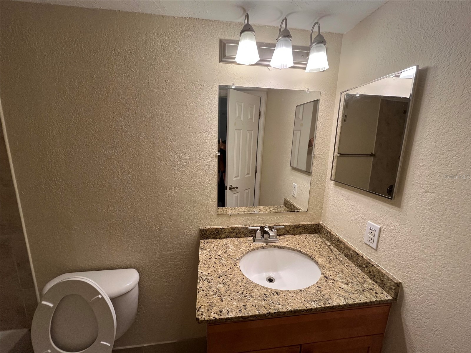 2650 Coconut Bay Ln Lane #513 (1C) Sarasota FL 34237 A4687373 image9