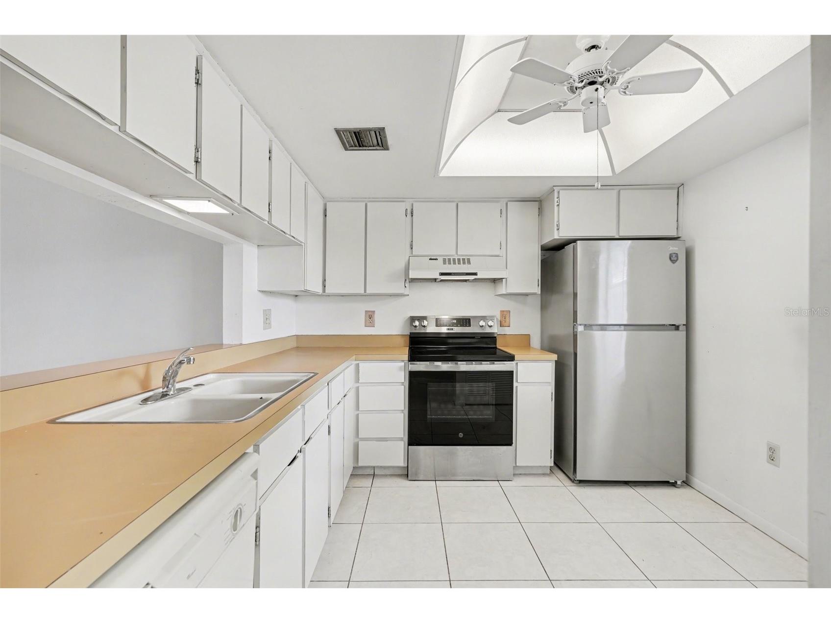 2650 Countryside Boulevard #E 204 Clearwater FL 33761 TB8490132 image5