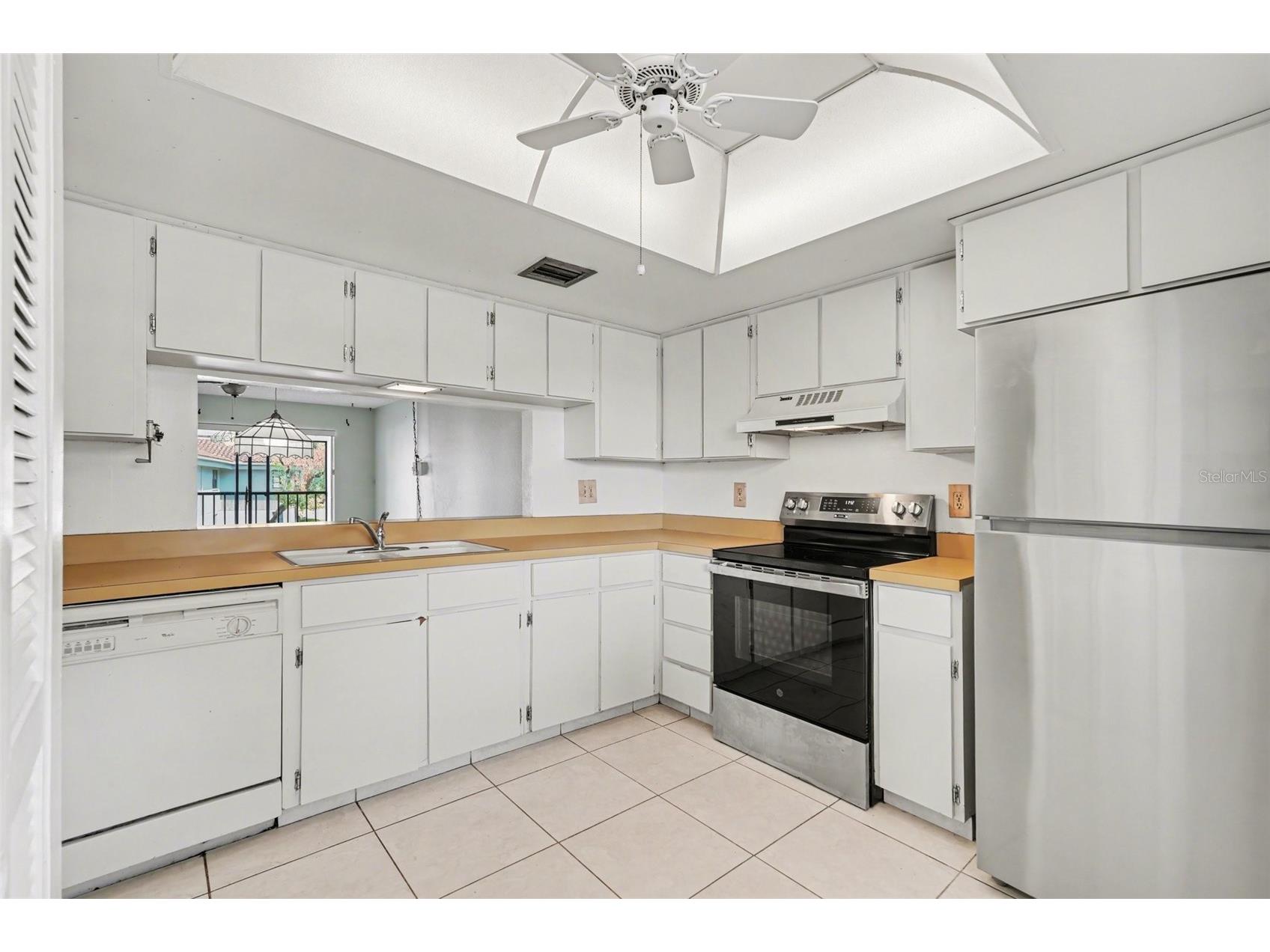 2650 Countryside Boulevard #E 204 Clearwater FL 33761 TB8490132 image6