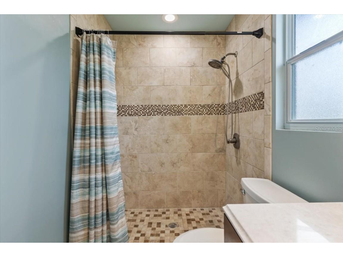 2650 Glenwood Avenue New Smyrna Beach FL 32168 V4946543 image33