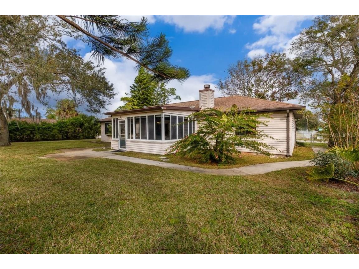 2650 Glenwood Avenue New Smyrna Beach FL 32168 V4946543 image42