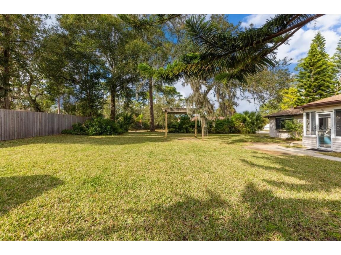 2650 Glenwood Avenue New Smyrna Beach FL 32168 V4946543 image43