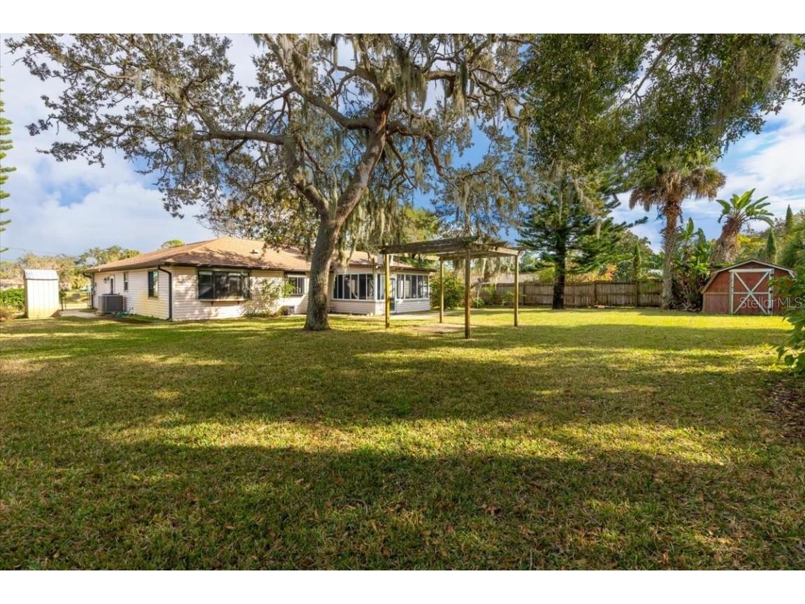 2650 Glenwood Avenue New Smyrna Beach FL 32168 V4946543 image44