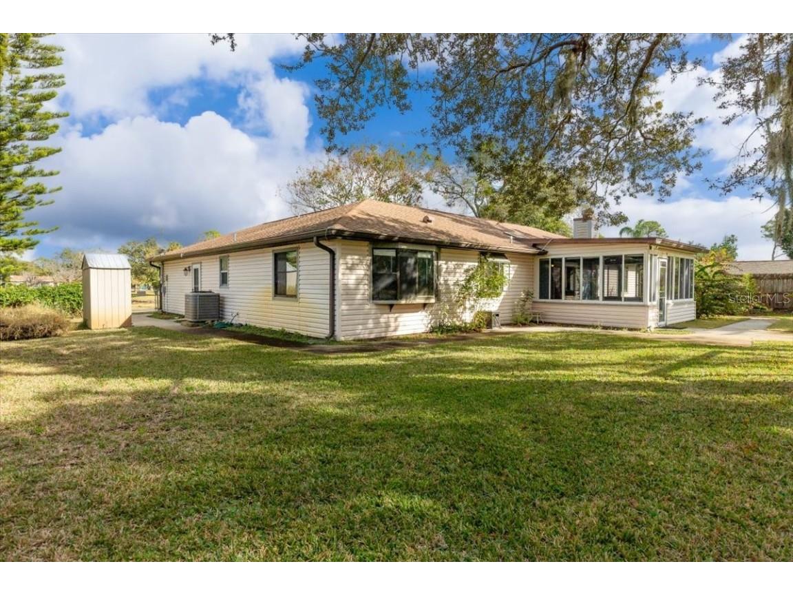 2650 Glenwood Avenue New Smyrna Beach FL 32168 V4946543 image45