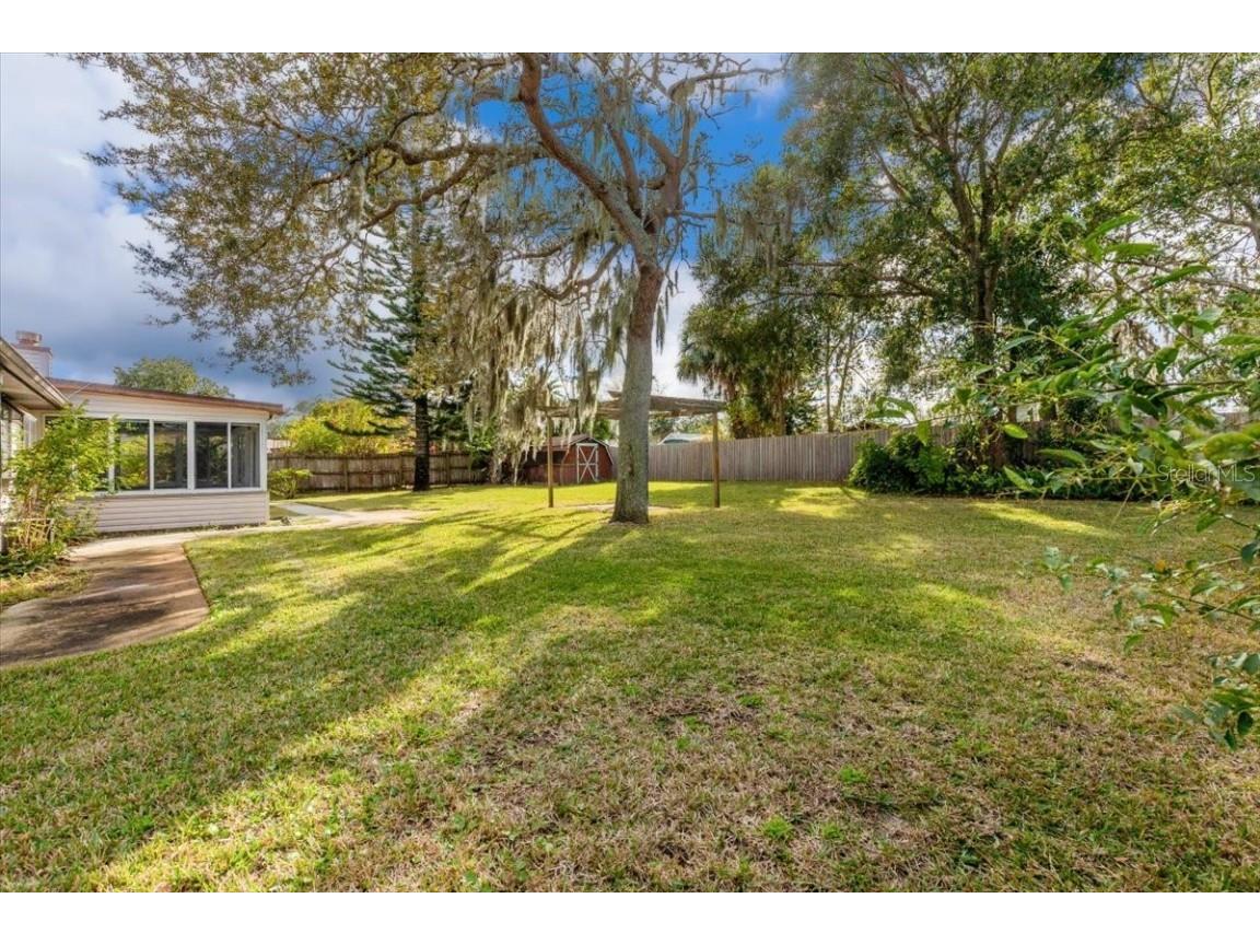 2650 Glenwood Avenue New Smyrna Beach FL 32168 V4946543 image47