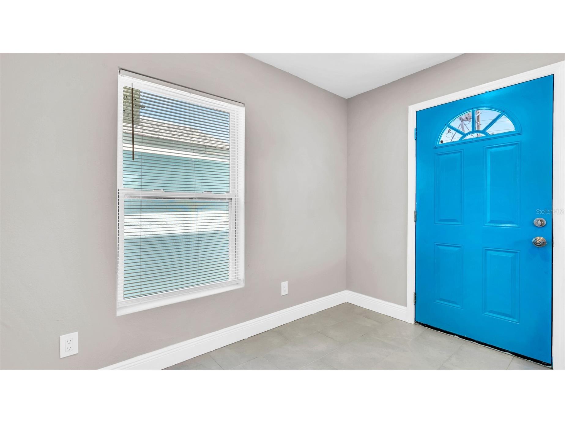 2651 1/2 2nd Avenue S Saint Petersburg FL 33712 TB8506455 image3