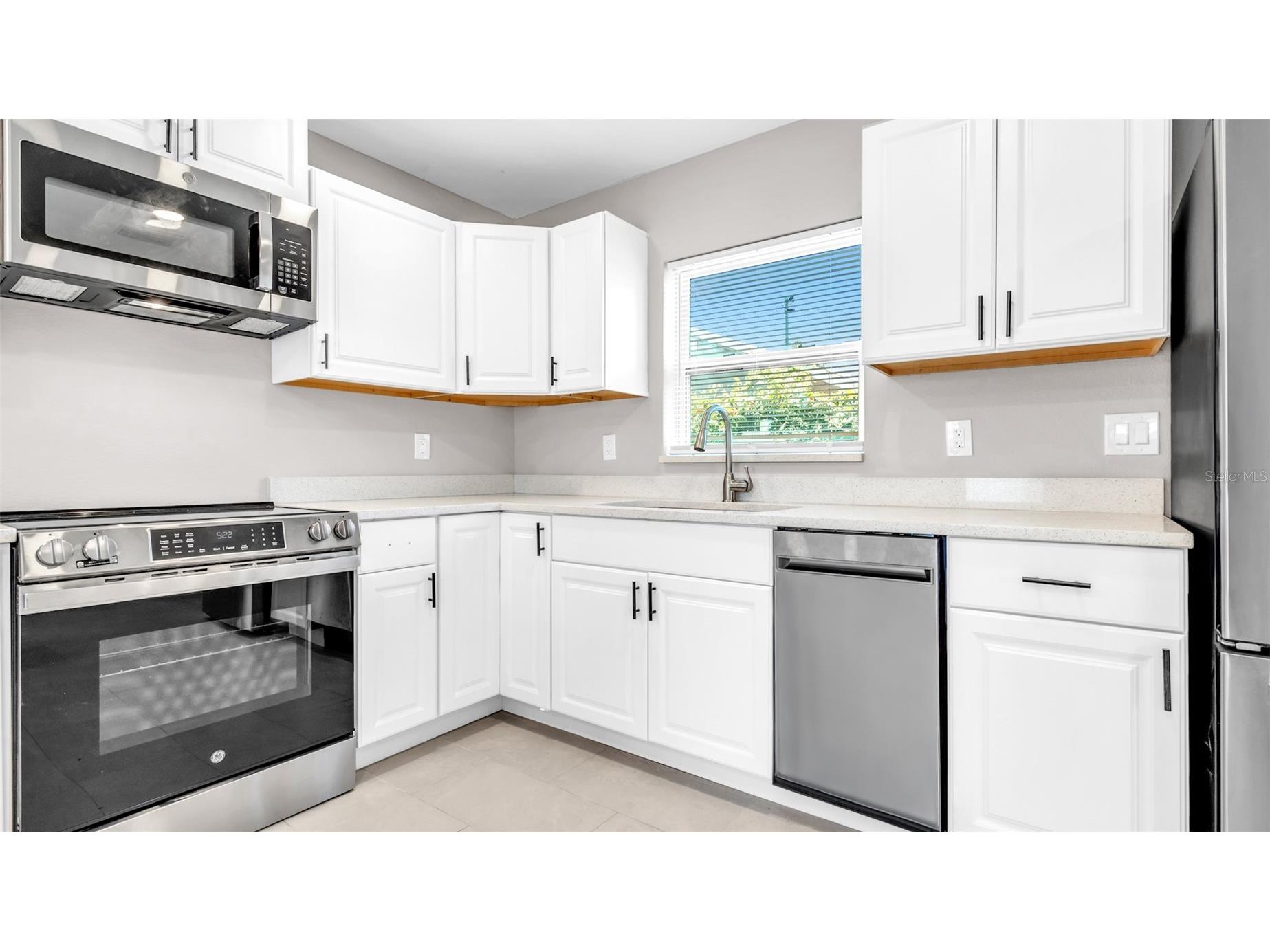 2651 1/2 2nd Avenue S Saint Petersburg FL 33712 TB8506455 image9