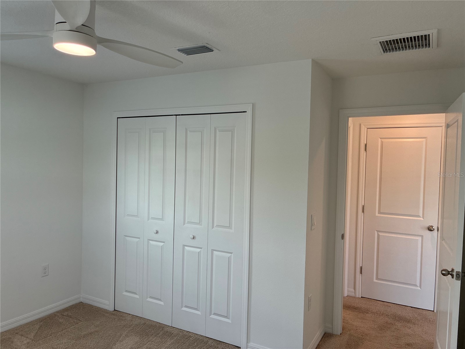 2651 1/2 Bayside Drive S Saint Petersburg FL 33705 TB8483589 image15