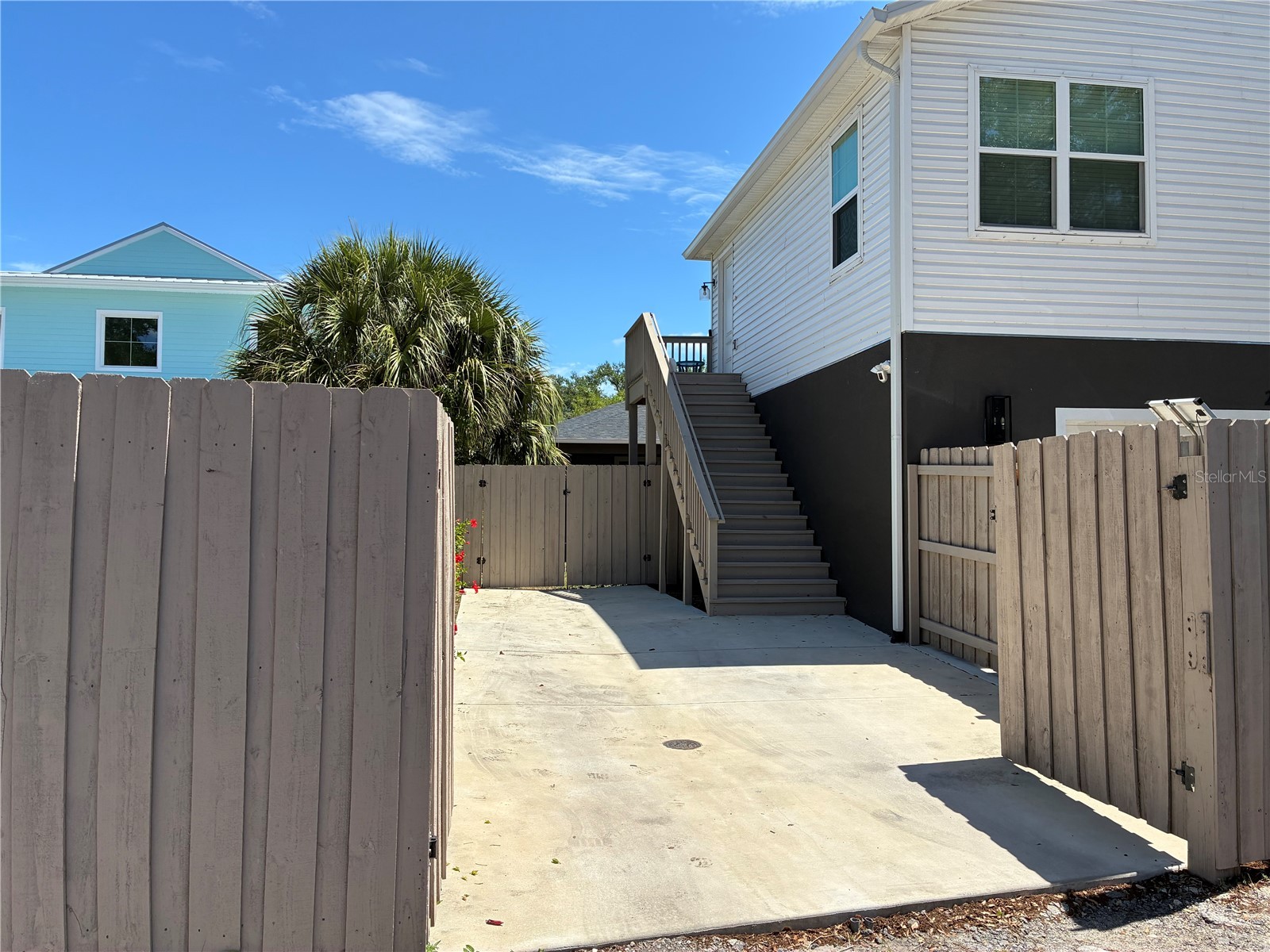 2651 1/2 Bayside Drive S Saint Petersburg FL 33705 TB8483589 image18