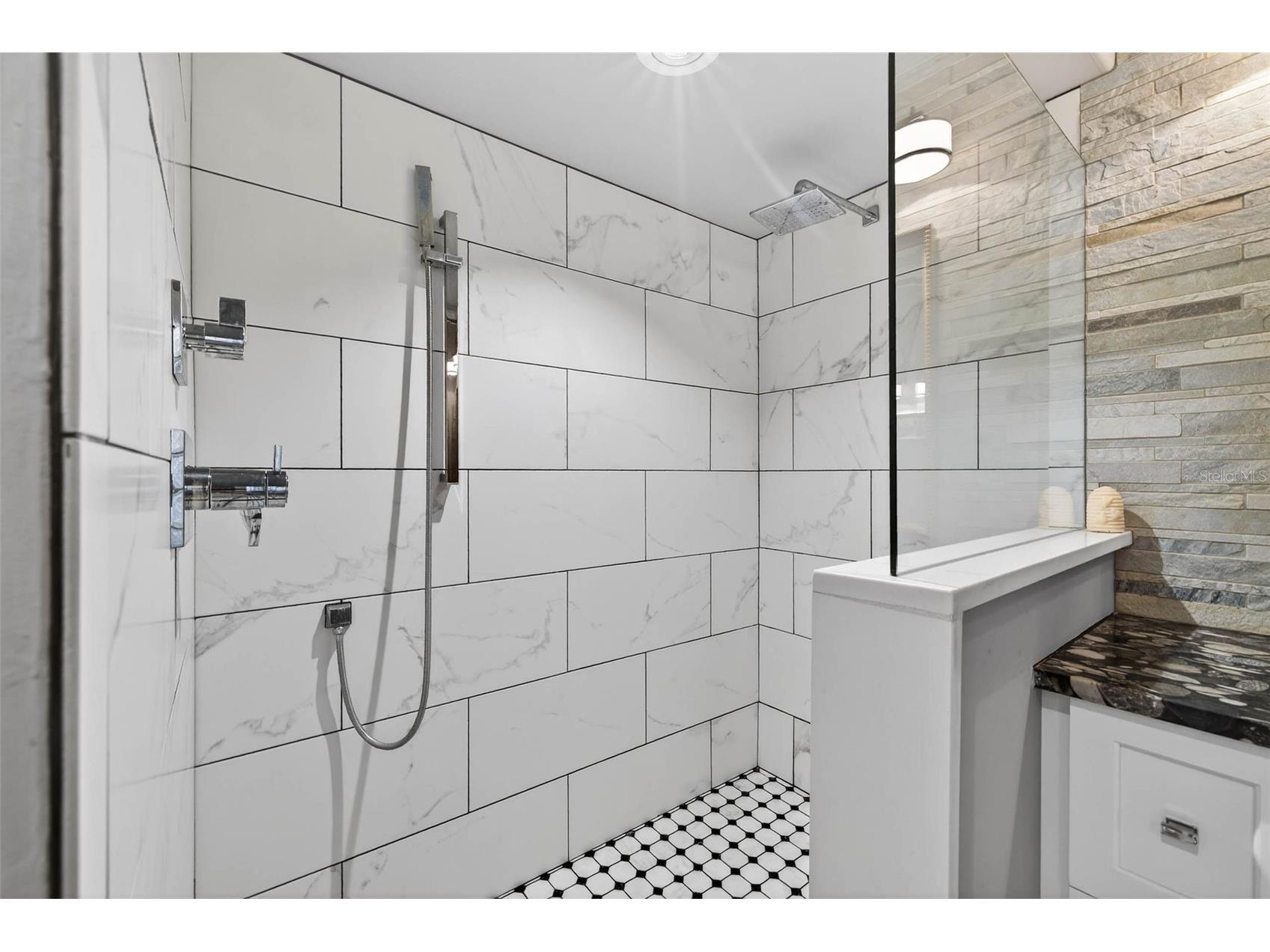 2651 3rd Avenue N Saint Petersburg FL 33713 TB8492777 image23