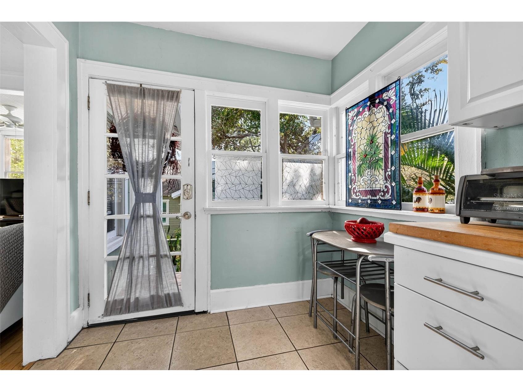 2651 3rd Avenue N Saint Petersburg FL 33713 TB8492777 image46