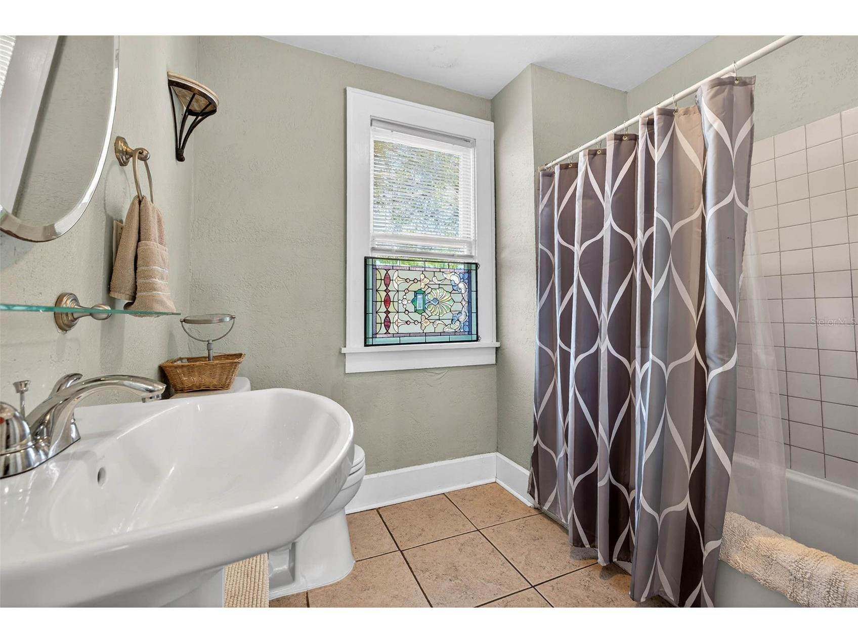 2651 3rd Avenue N Saint Petersburg FL 33713 TB8492777 image49