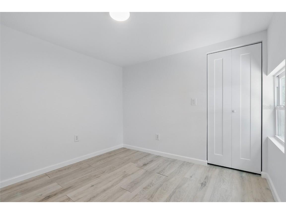 2652 26th Street Sarasota FL 34234 A4653670 image3