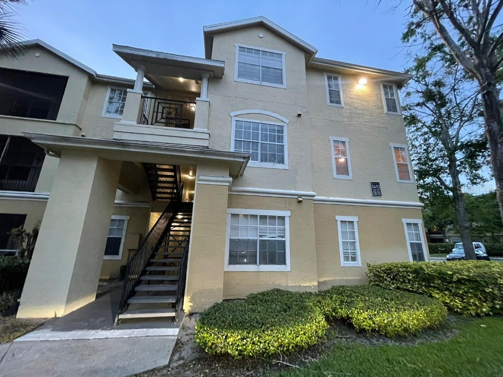2652 Robert Trent Jones Drive #527 Orlando FL 32835 S5102336 image1