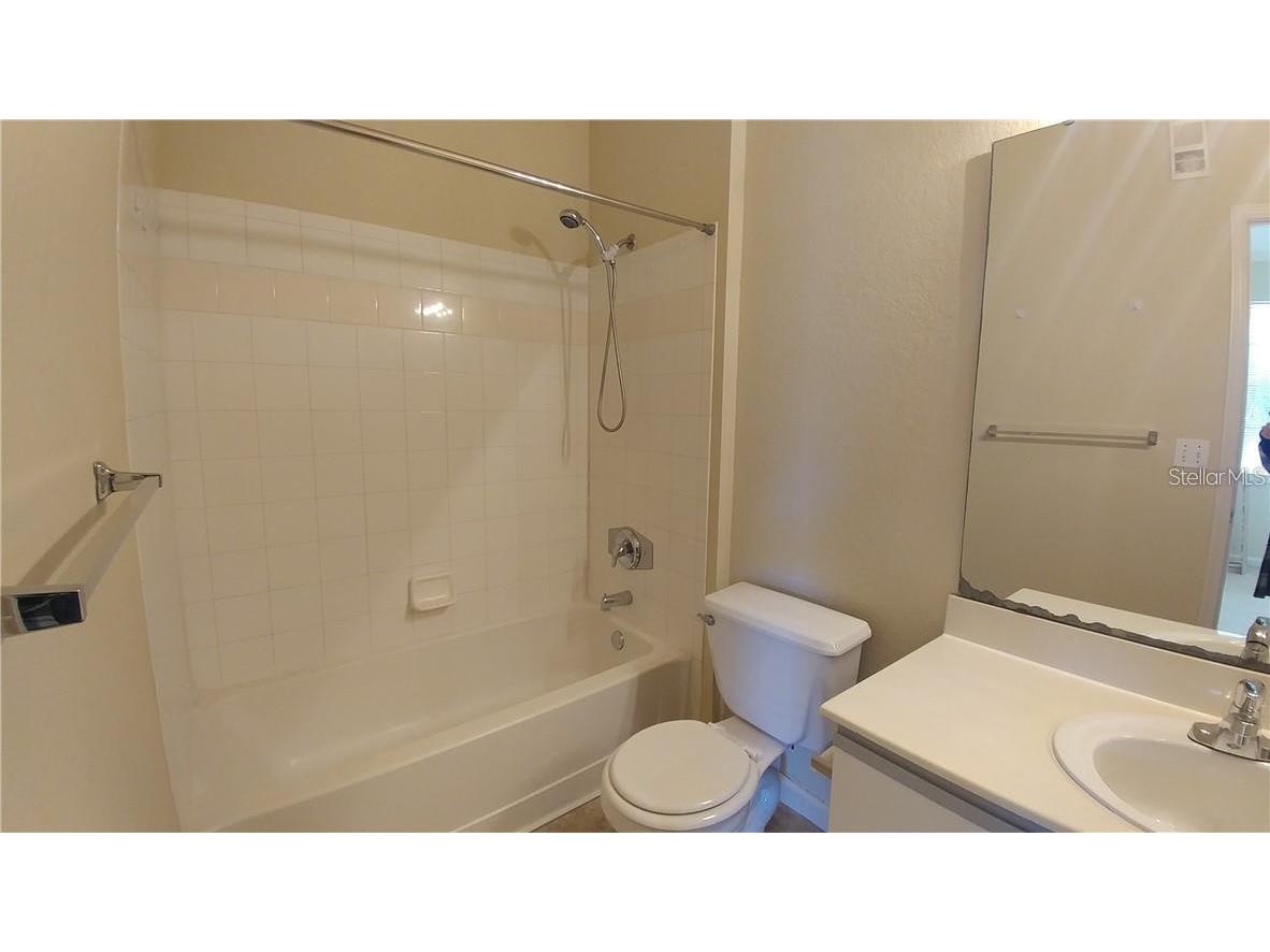 2652 Robert Trent Jones Drive #534 Orlando FL 32835 S5147889 image5