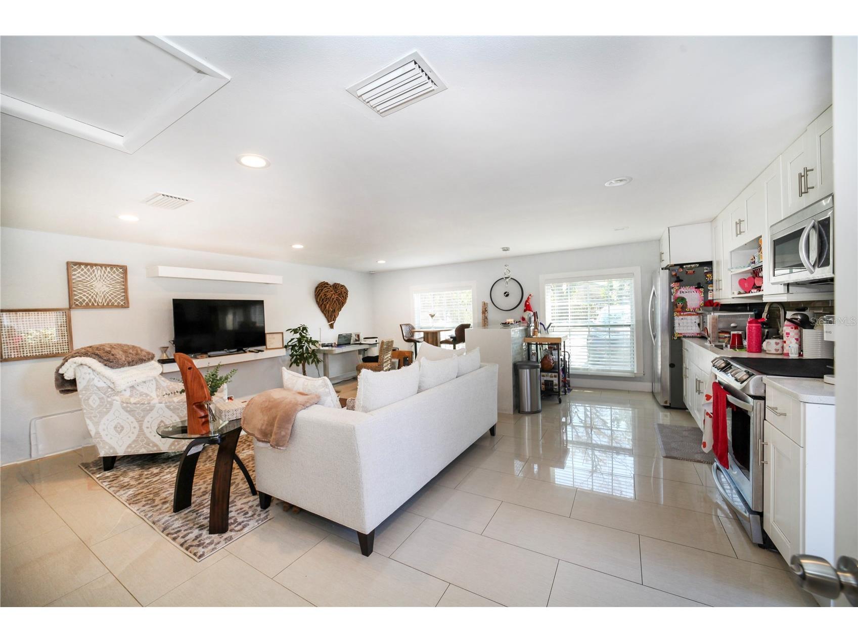 2653 22nd Street Sarasota FL 34234 A4681709 image10