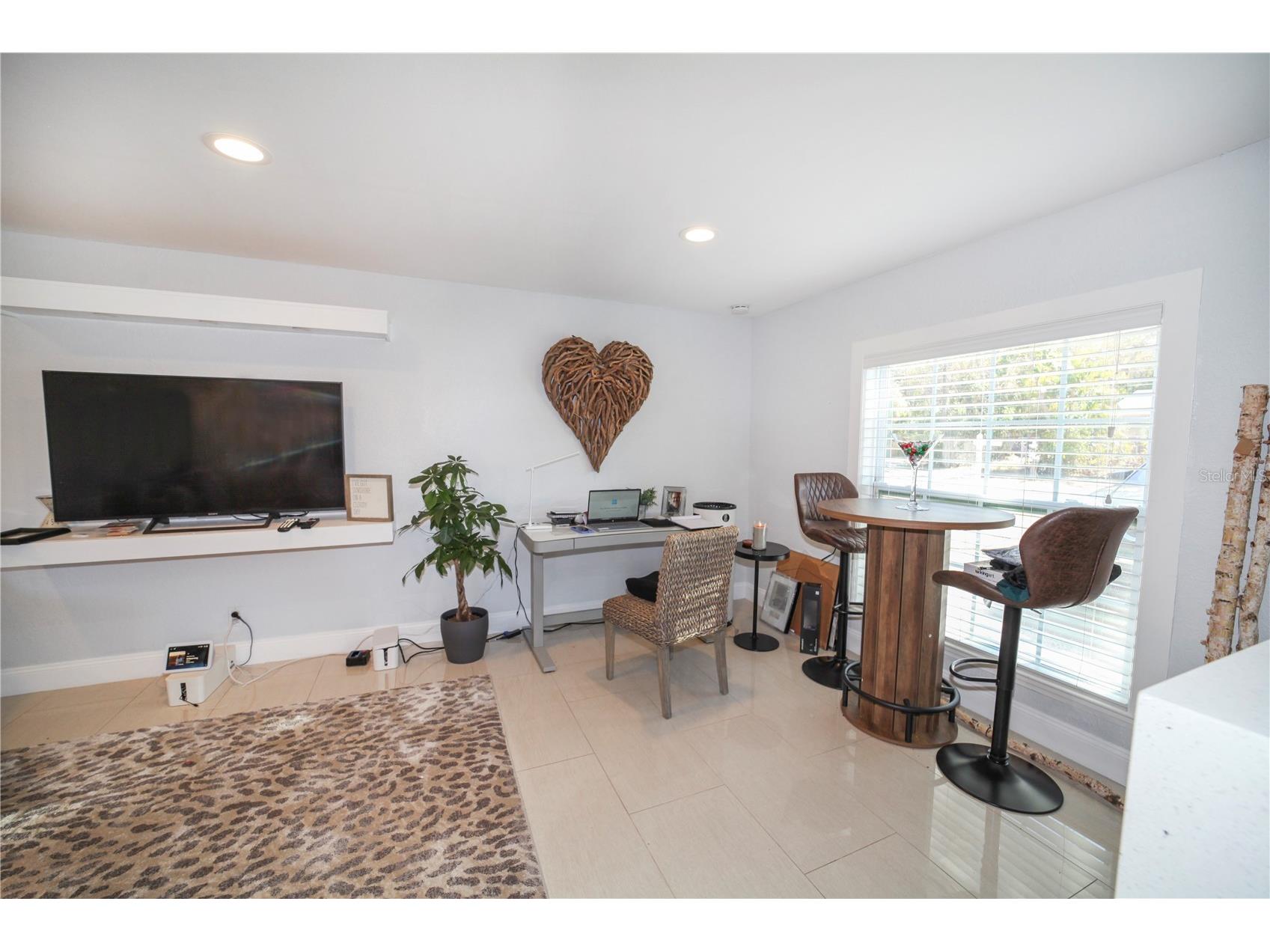 2653 22nd Street Sarasota FL 34234 A4681709 image11
