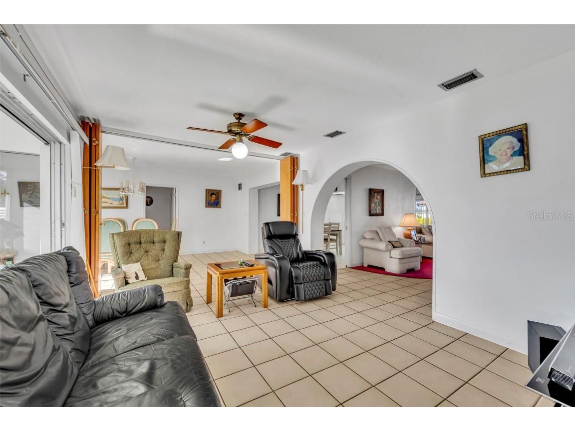 2653 W Vina Del Mar Boulevard Saint Pete Beach FL 33706 O6357946 image7