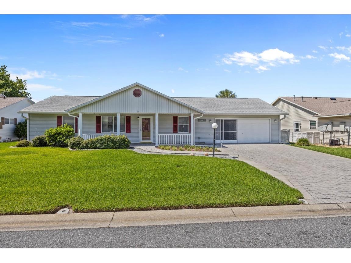 26532 Evert Street Leesburg FL 34748 O6218307 image1