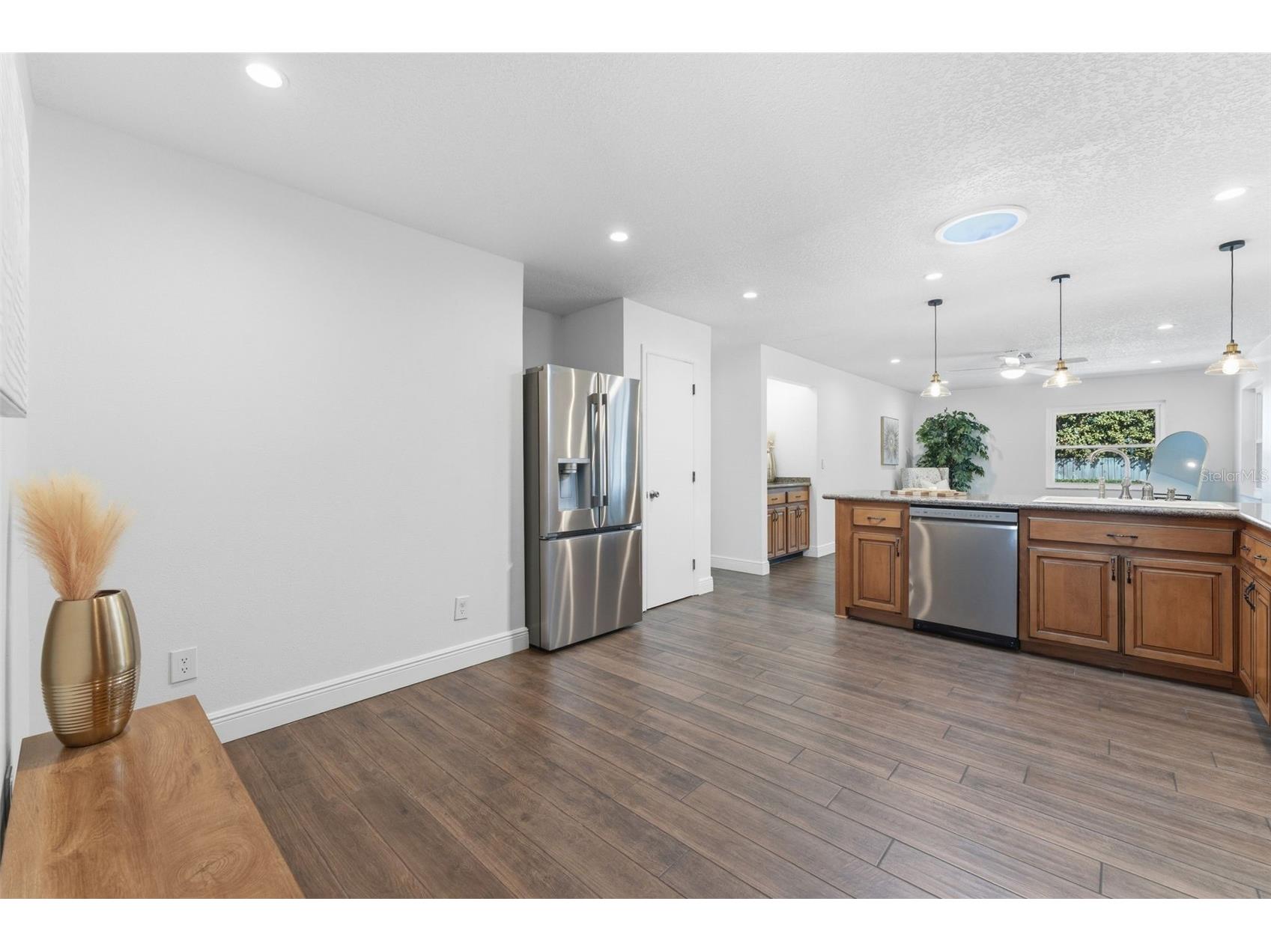 2654 Clubhouse Drive N Clearwater FL 33761 TB8480860 image14