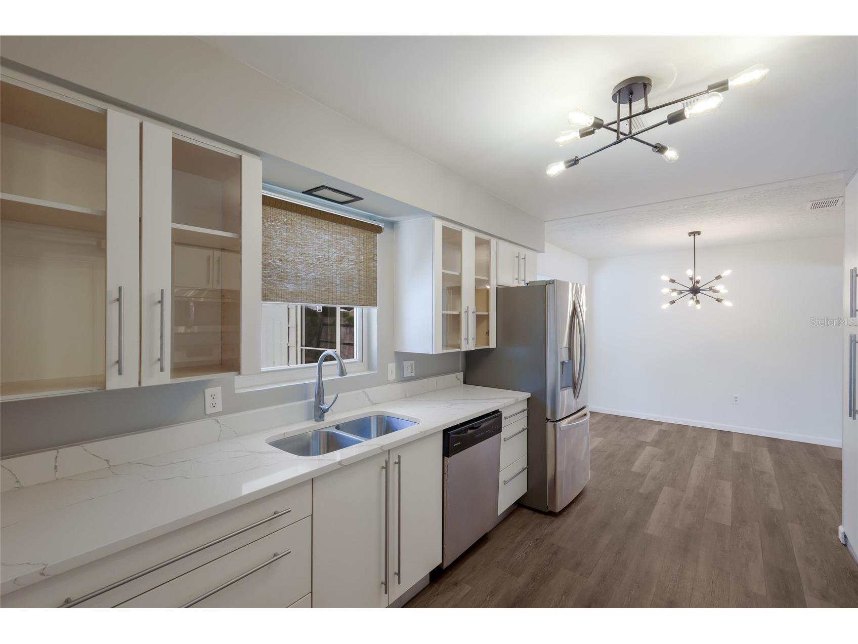 2654 Grand Cayman Street Sarasota FL 34231 A4694859 image11