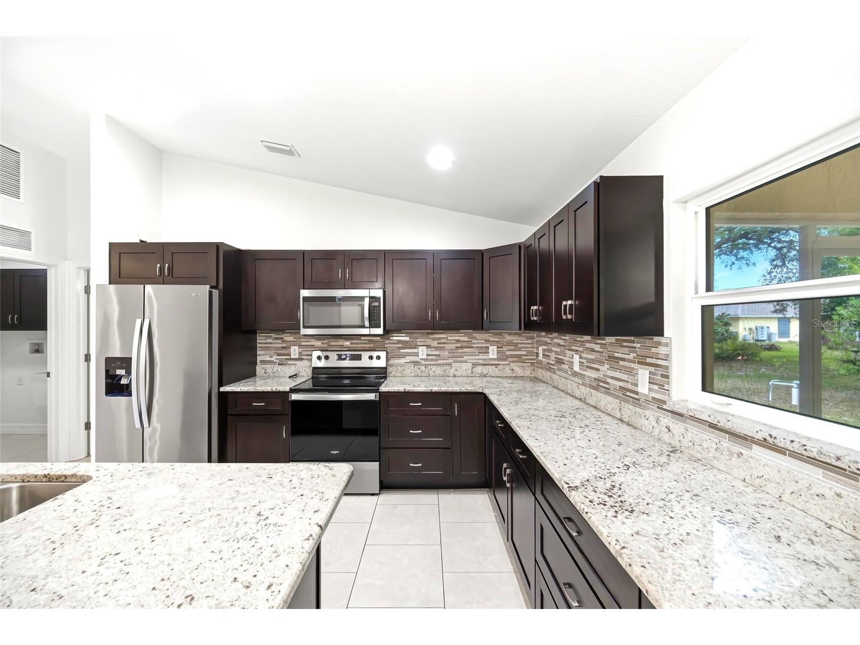 2654 Inland Avenue North Port FL 34288 C7525729 image8