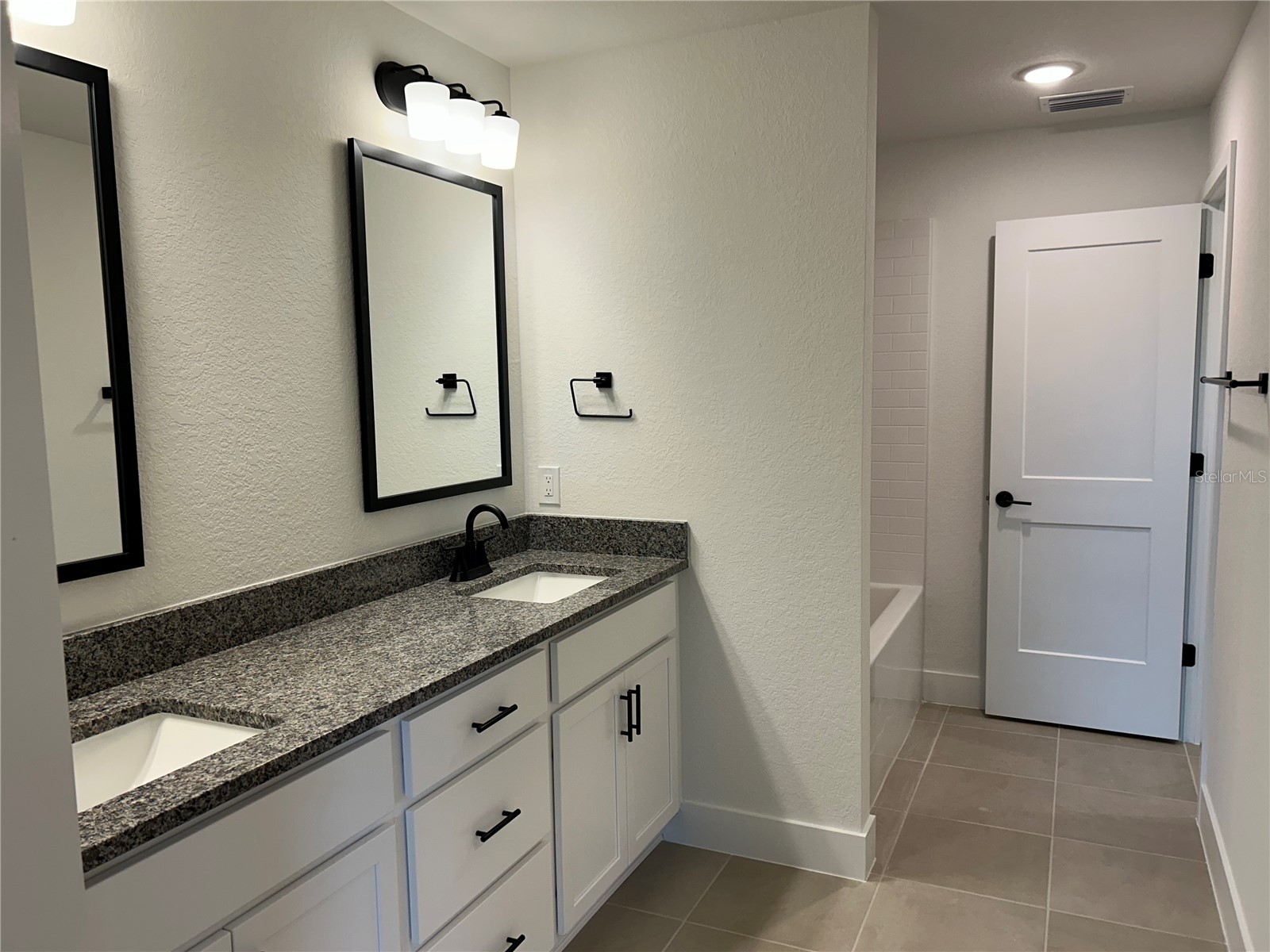2655 Averland Loop North Port FL 34287 A4636627 image11
