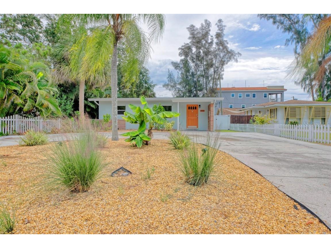 2656 44th Street S Gulfport FL 33711 U8198954 image1