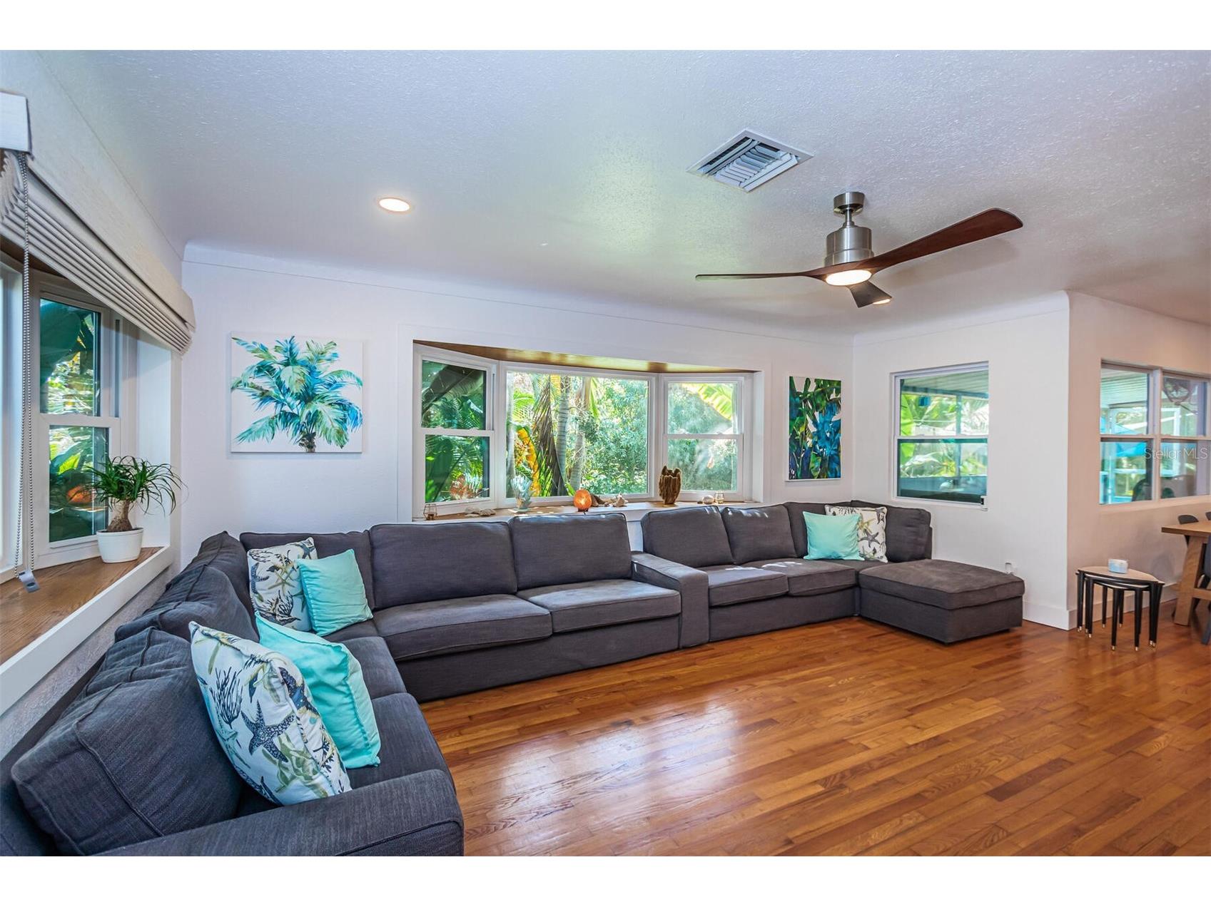 2657 44th Street S Gulfport FL 33711 TB8496529 image6