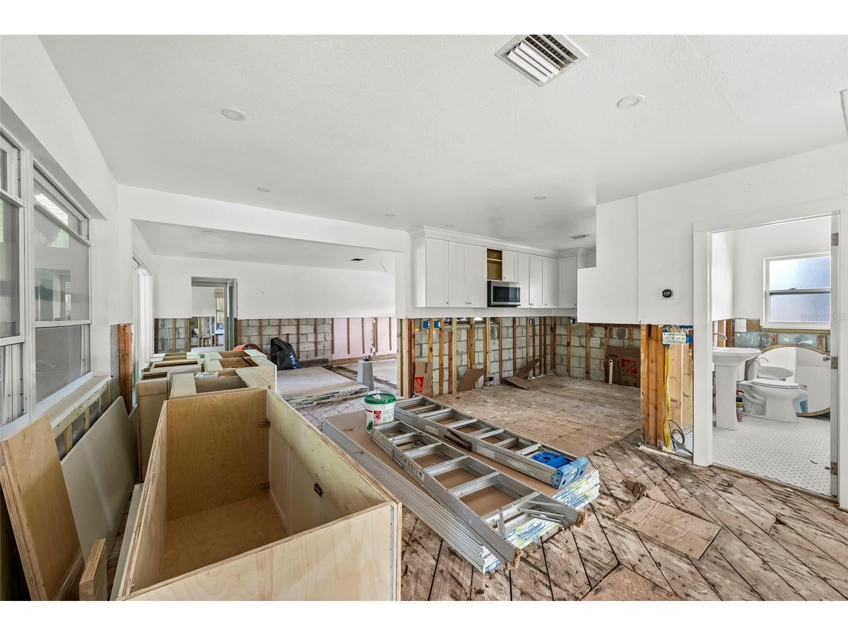 2657 44th Street S Gulfport FL 33711 TB8496529 image8