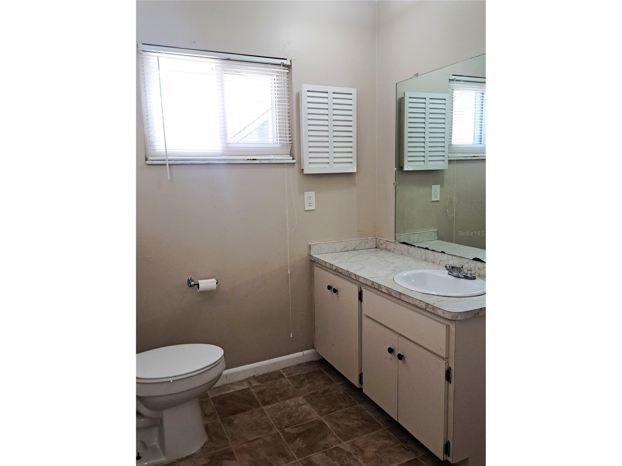 2657 Bayside Drive S Saint Petersburg FL 33705 TB8527910 image11