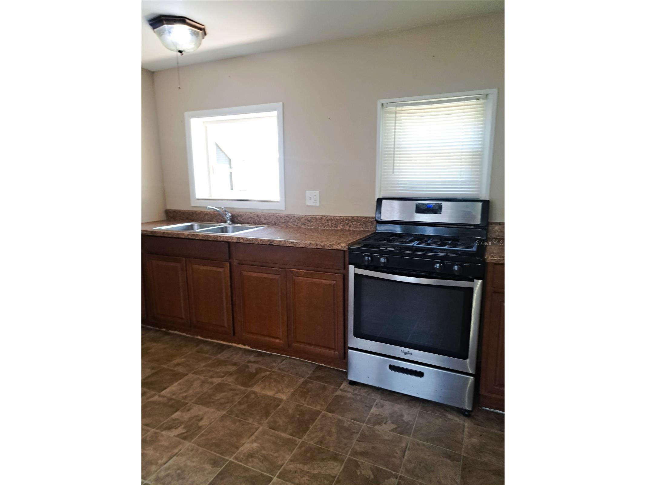 2657 Bayside Drive S Saint Petersburg FL 33705 TB8527910 image6