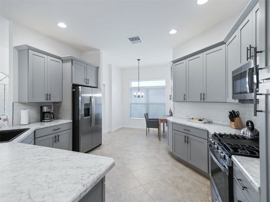 2657 Navy Hill Circle The Villages FL 32163 OM705716 image5