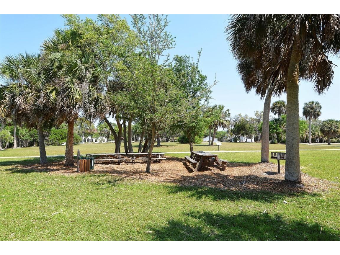 2657 Riverbluff Parkway #V122 Sarasota FL 34231 A4673238 image52