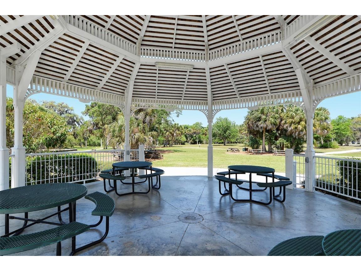 2657 Riverbluff Parkway #V122 Sarasota FL 34231 A4673238 image55