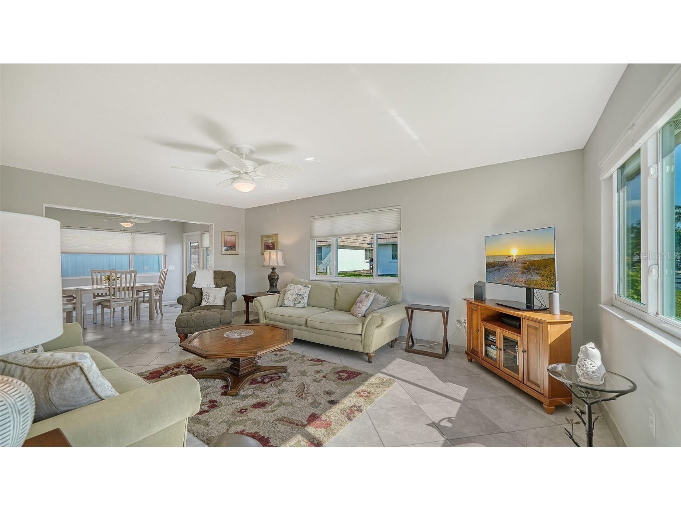 2657 Riverbluff Parkway #V122 Sarasota FL 34231 A4673238 image8