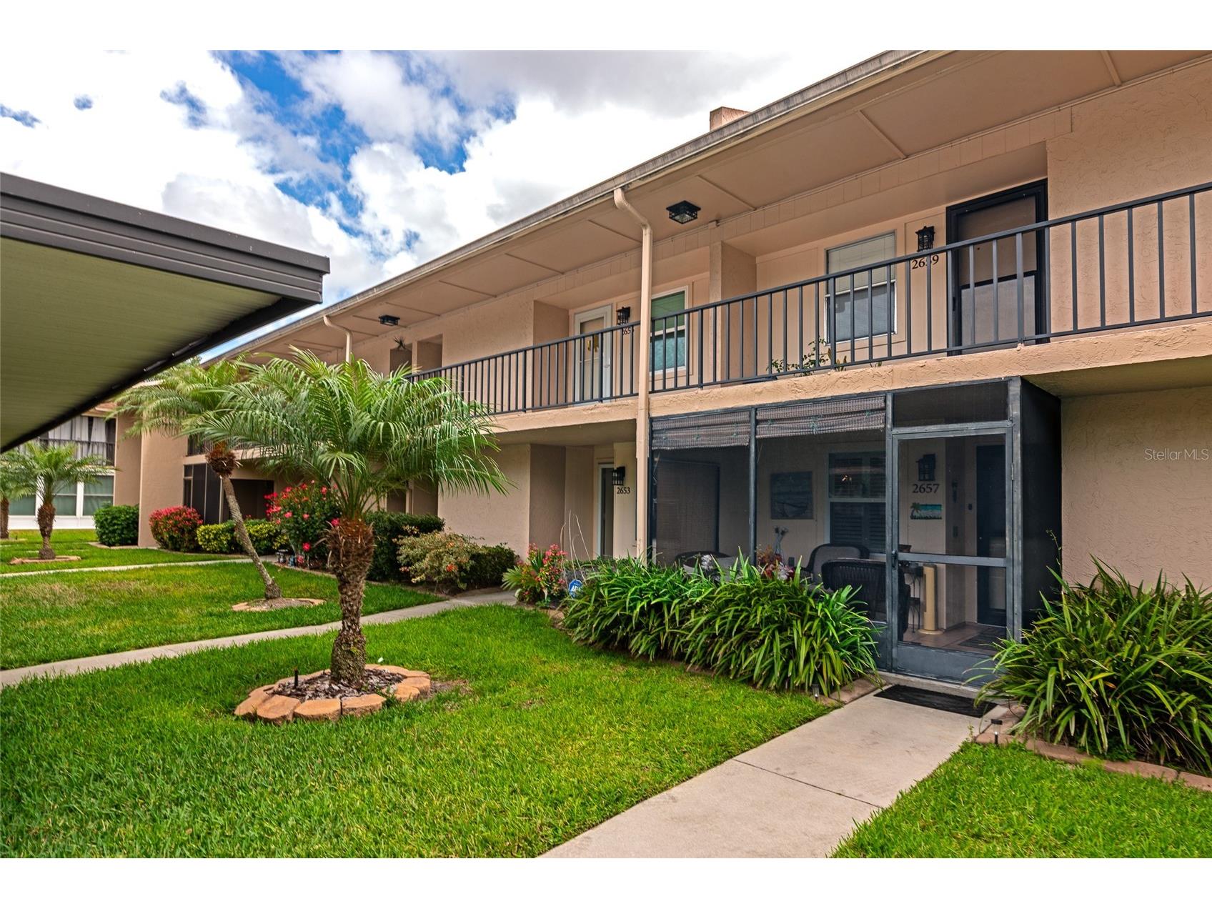 2657 Woodgate Lane #E4 Sarasota FL 34231 A4686420 image1