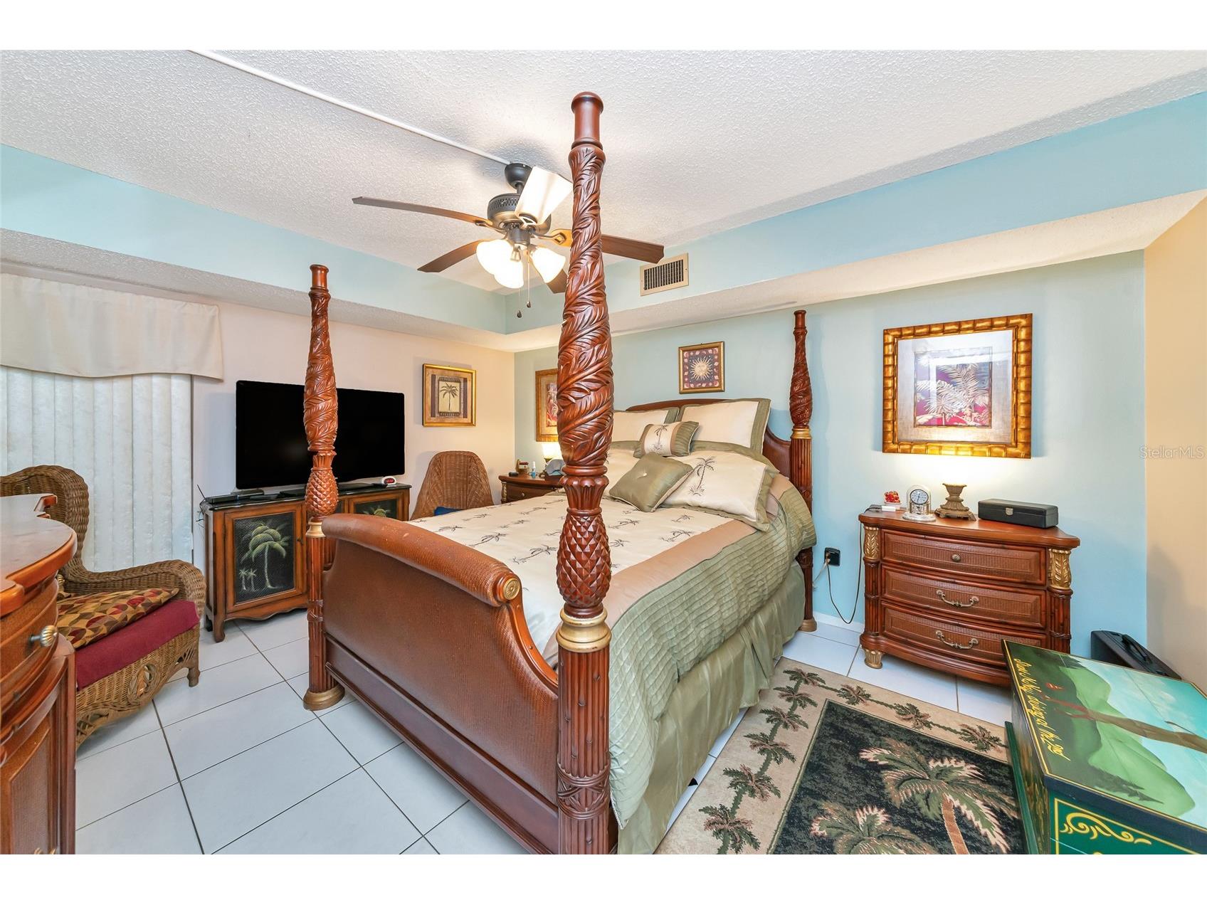 2657 Woodgate Lane #E4 Sarasota FL 34231 A4686420 image11