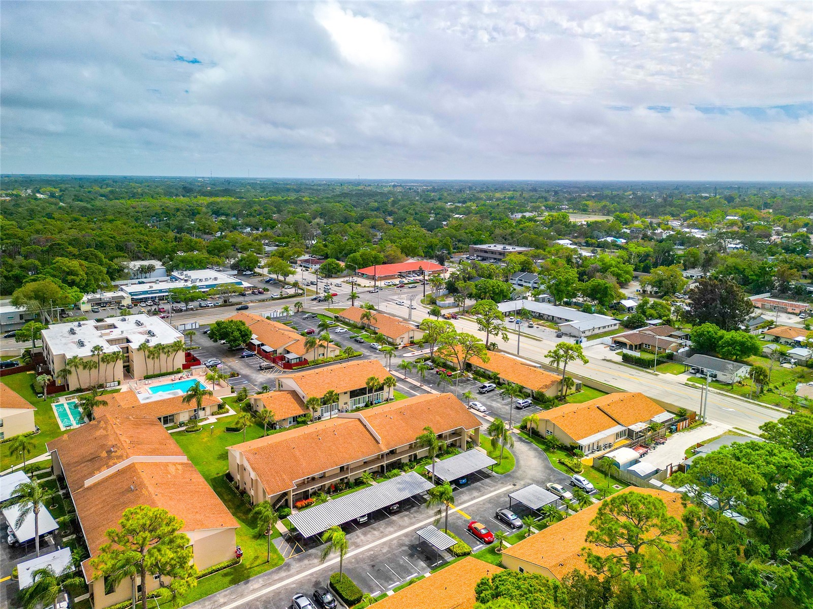 2657 Woodgate Lane #E4 Sarasota FL 34231 A4686420 image27