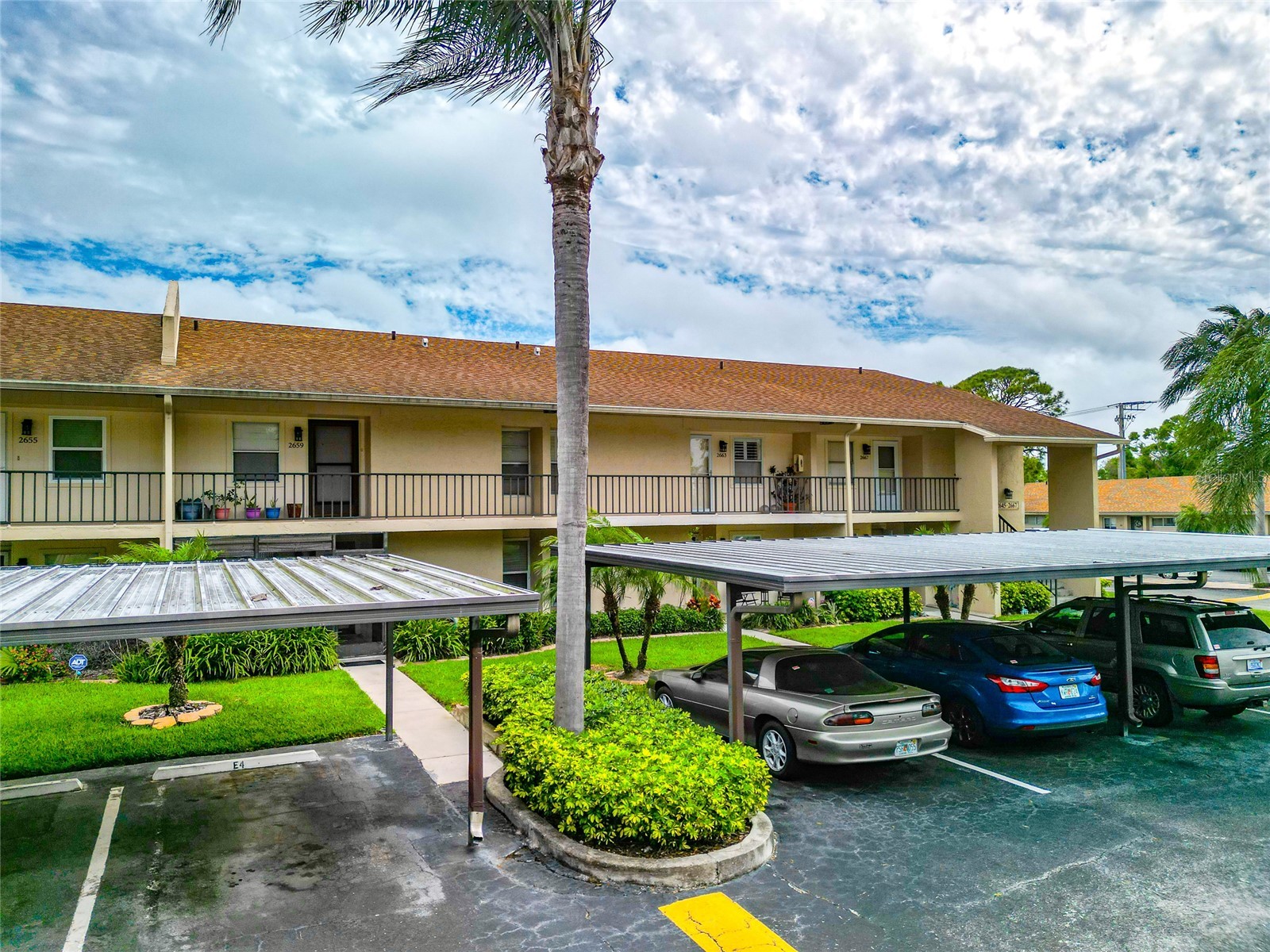 2657 Woodgate Lane #E4 Sarasota FL 34231 A4686420 image3