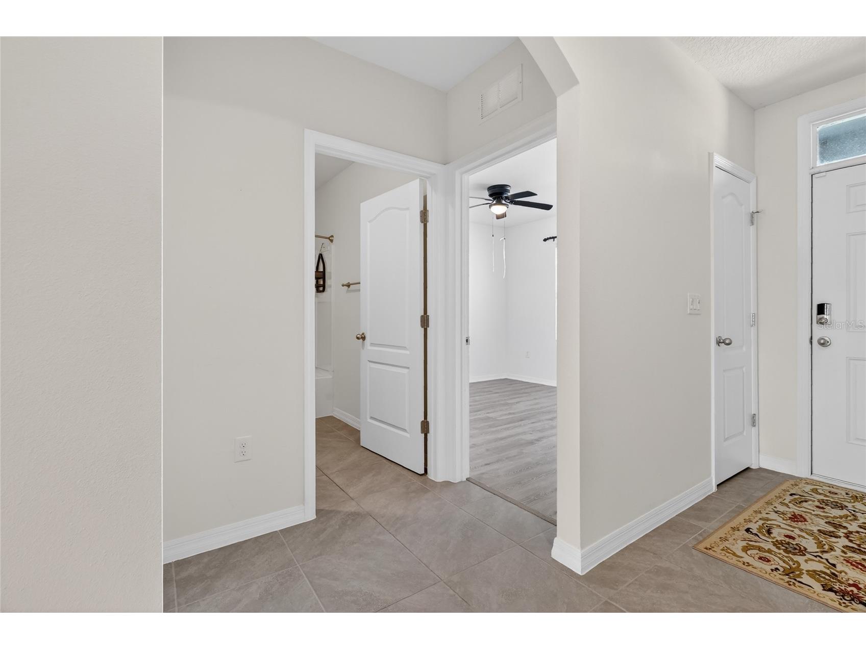 2658 Grandbury Grove Road Lakeland FL 33811 L4961112 image5