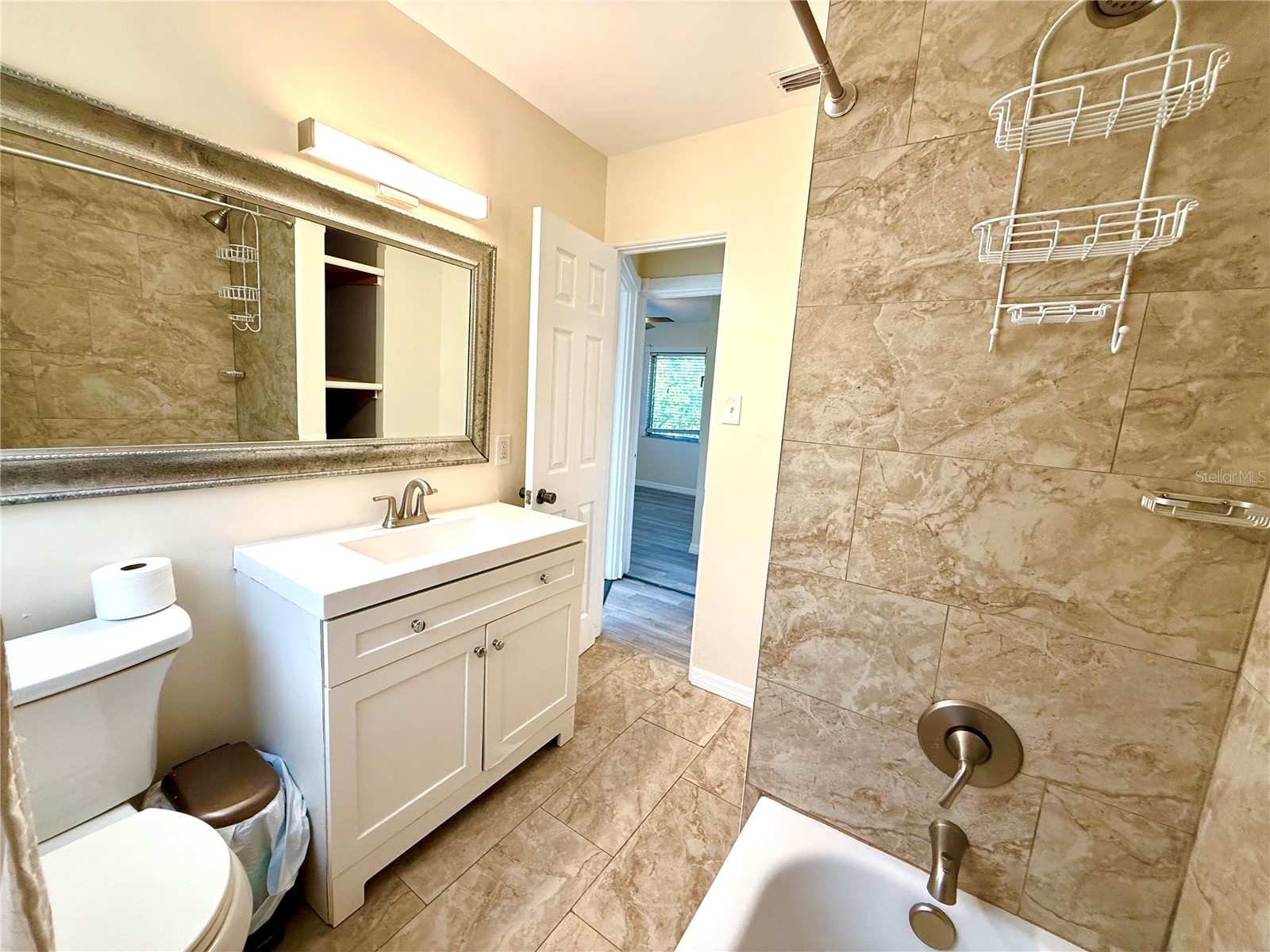 2658 Nassau Street Sarasota FL 34231 A4690127 image16