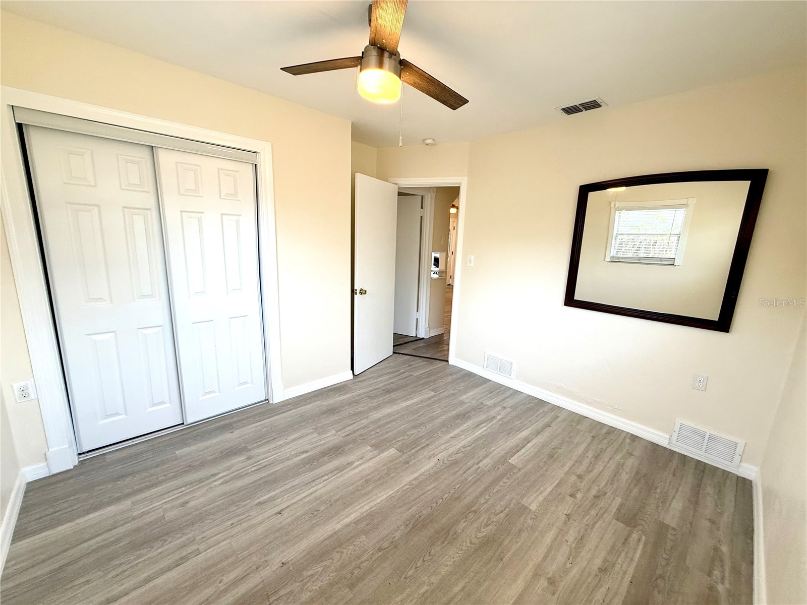 2658 Nassau Street Sarasota FL 34231 A4690127 image18