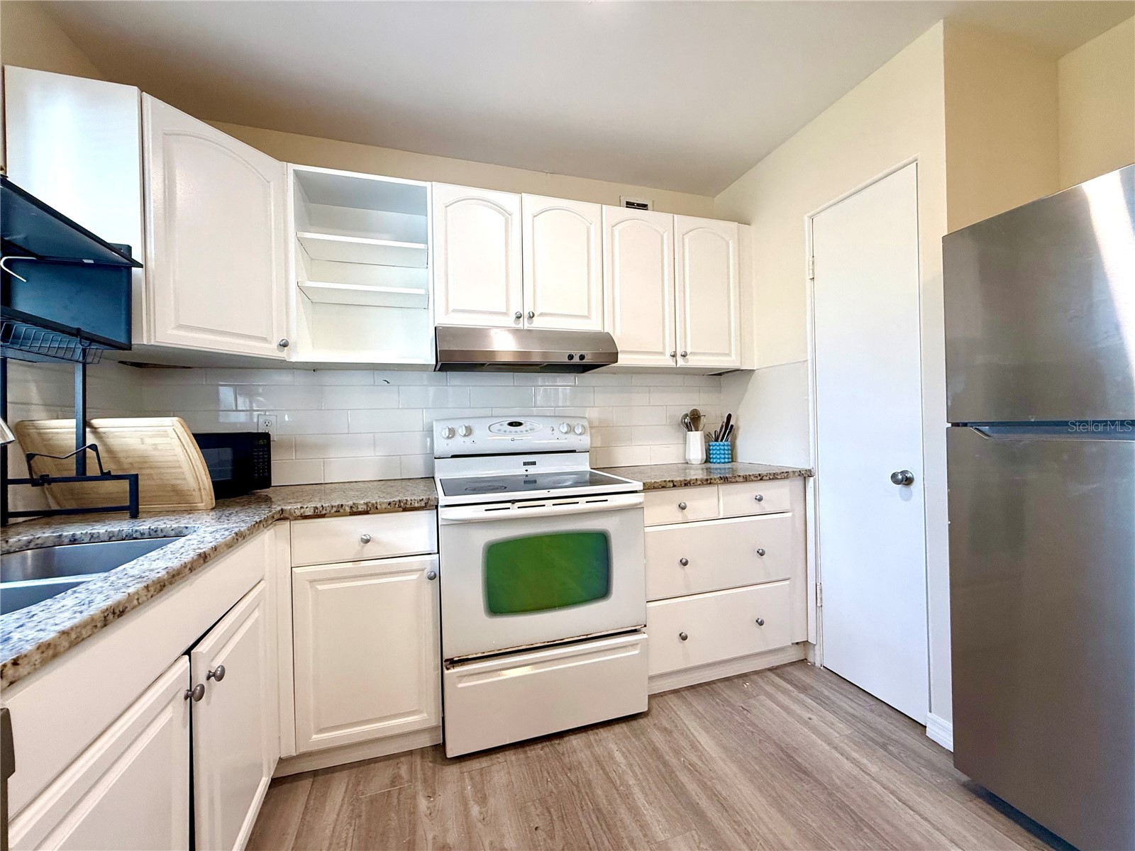 2658 Nassau Street Sarasota FL 34231 A4690127 image5