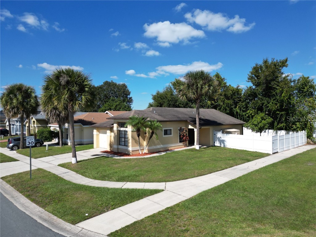 2659 Walden Court Kissimmee FL 34743 O6357933 image2