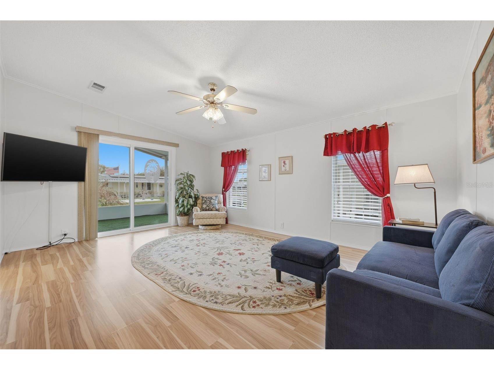 266 Douglas Park Avenue Davenport FL 33897 O6388642 image2