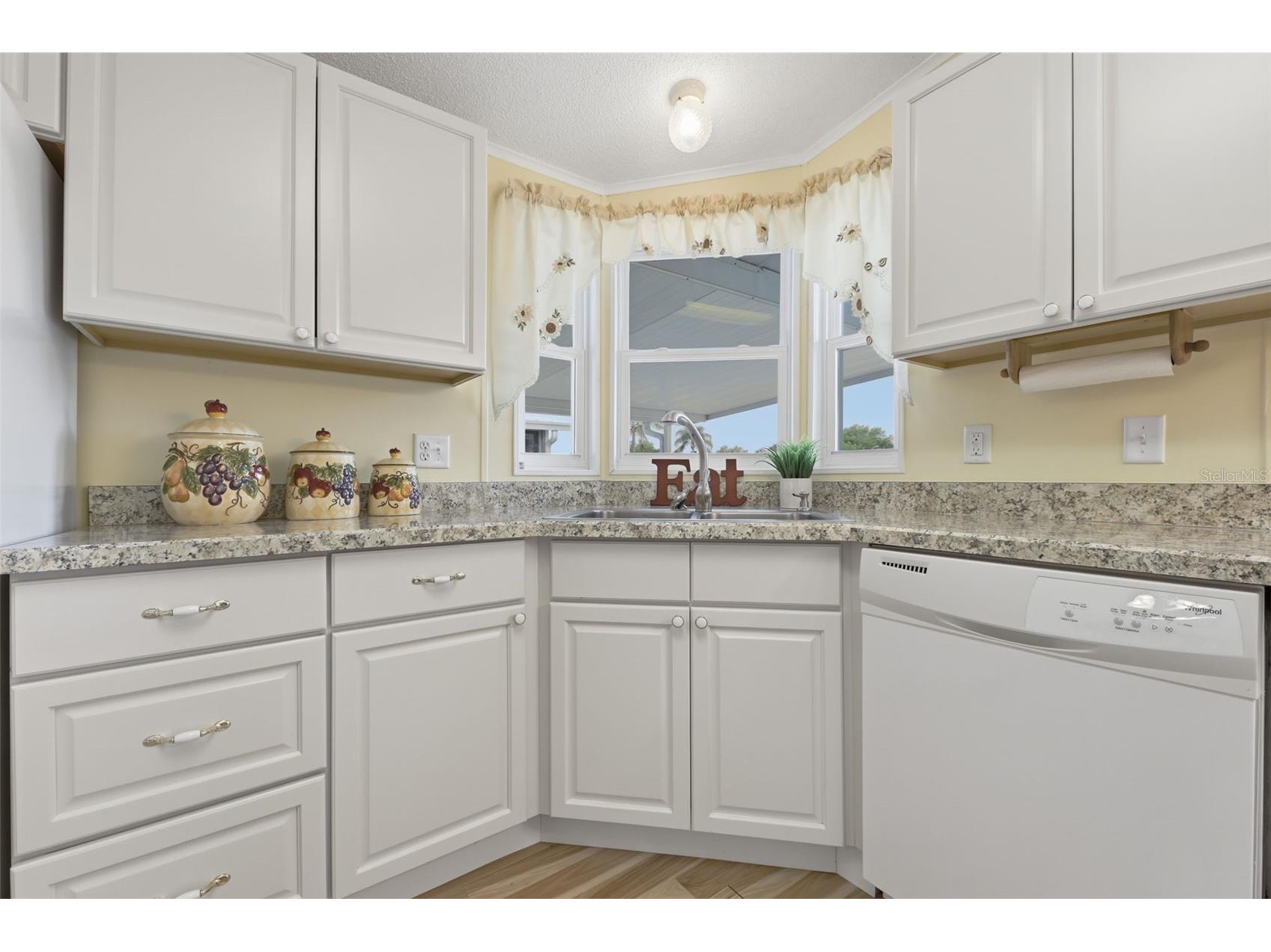 266 Douglas Park Avenue Davenport FL 33897 O6388642 image8
